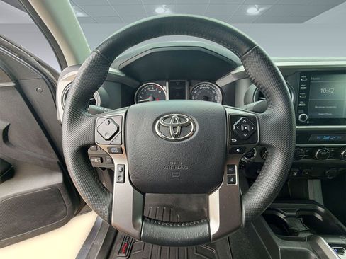 Used 2023 Toyota Tacoma SR5 w/ Technology Package AWD/4WD image 16