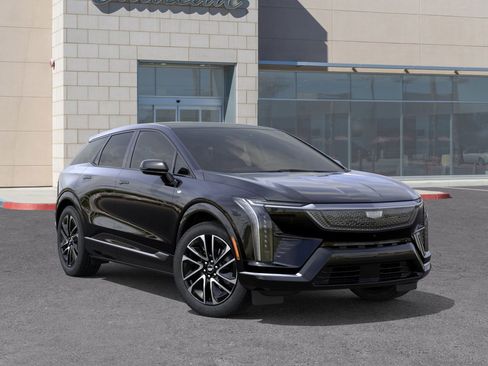 New 2025 Cadillac Optiq Sport 1 image 7