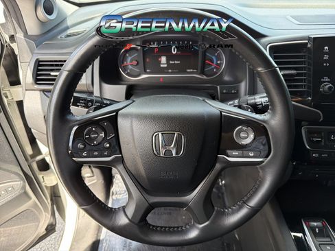 Used 2021 Honda Pilot Touring image 28
