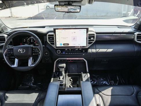Used 2025 Toyota Tundra Platinum AWD/4WD image 12