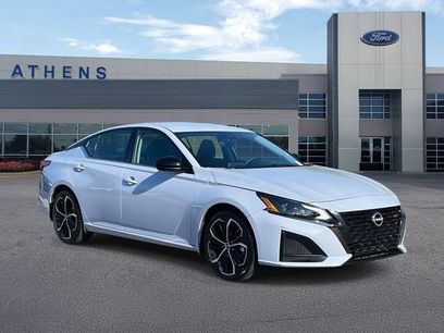 Used 2023 Nissan Altima 2.5 SR