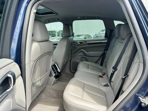 Used 2014 Porsche Cayenne AWD/4WD image 10