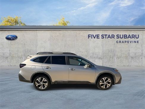Used 2020 Subaru Outback Limited image 9