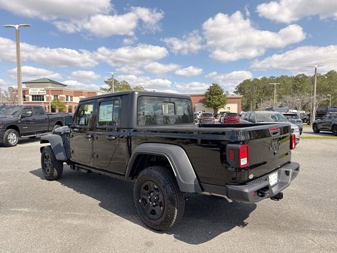 New 2026 Jeep Gladiator Sport image 5