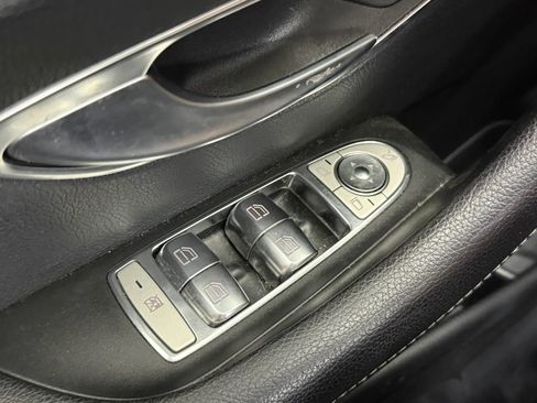 Used 2019 Mercedes-Benz E 450 4MATIC Wagon image 23