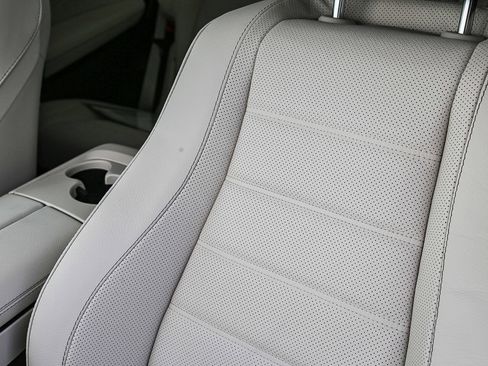 Used 2024 Mercedes-Benz GLS 580 4MATIC image 22