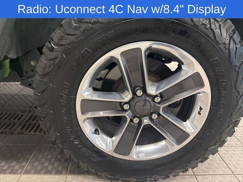Used 2018 Jeep Wrangler Unlimited Sahara image 16