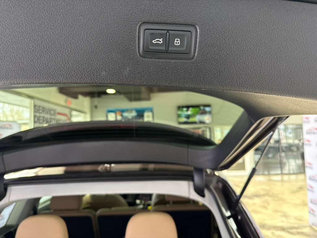 Used 2022 Audi Q7 3.0T Premium Plus AWD/4WD image 54