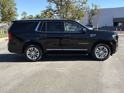 Used 2023 GMC Yukon SLT w/ Max Trailering Package image 3