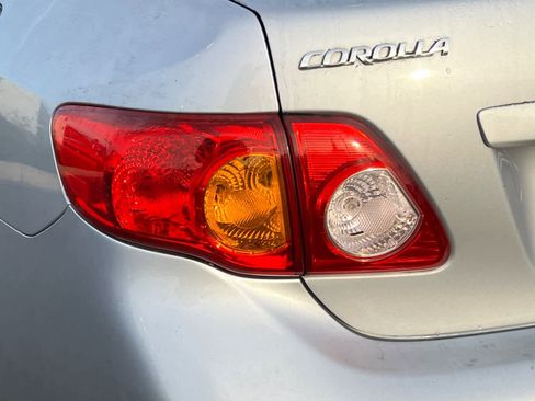 Used 2010 Toyota Corolla LE image 15