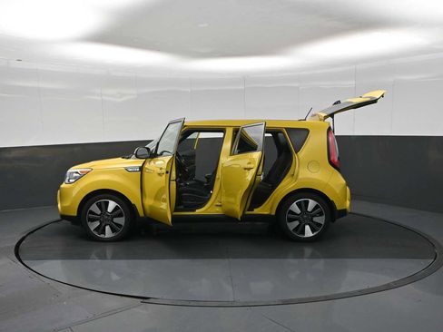 Used 2014 Kia Soul ! w/ Sun & Sound Package FWD image 29