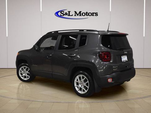 Certified 2021 Jeep Renegade Latitude w/ Luxury Group I AWD/4WD image 3