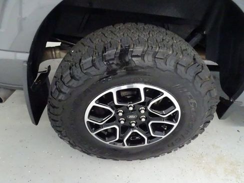 Used 2022 Ford F150 Lariat w/ Equipment Group 502A High AWD/4WD image 31
