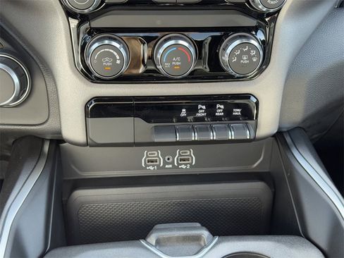 New 2025 RAM 1500 HFE image 15