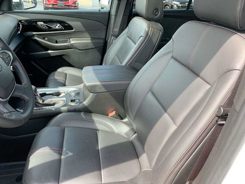 Certified 2023 Chevrolet Traverse RS w/ LPO, Floor Liner Package AWD/4WD image 19