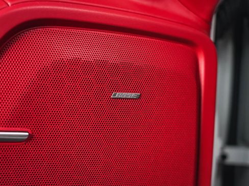 Used 2015 Porsche Cayenne Turbo image 43