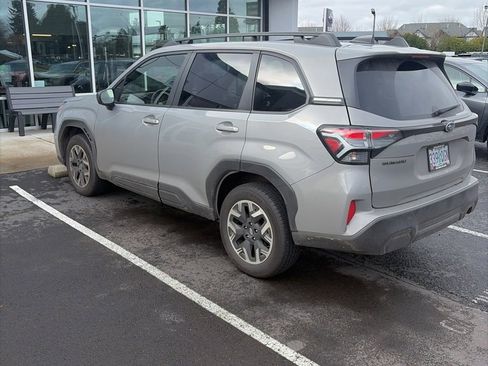 Certified 2025 Subaru Forester Premium image 4