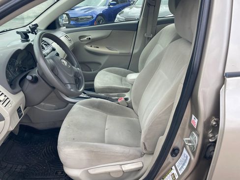 Used 2009 Toyota Corolla FWD image 11