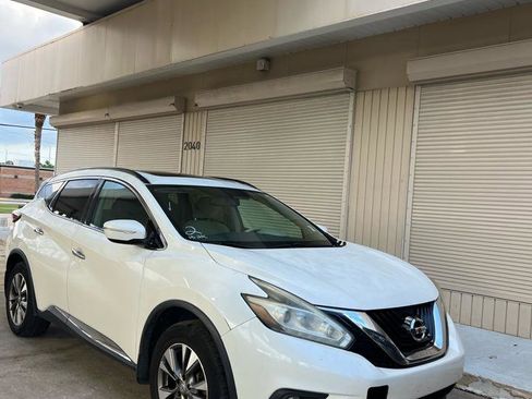Used 2015 Nissan Murano SV w/ Premium Package AWD/4WD image 2