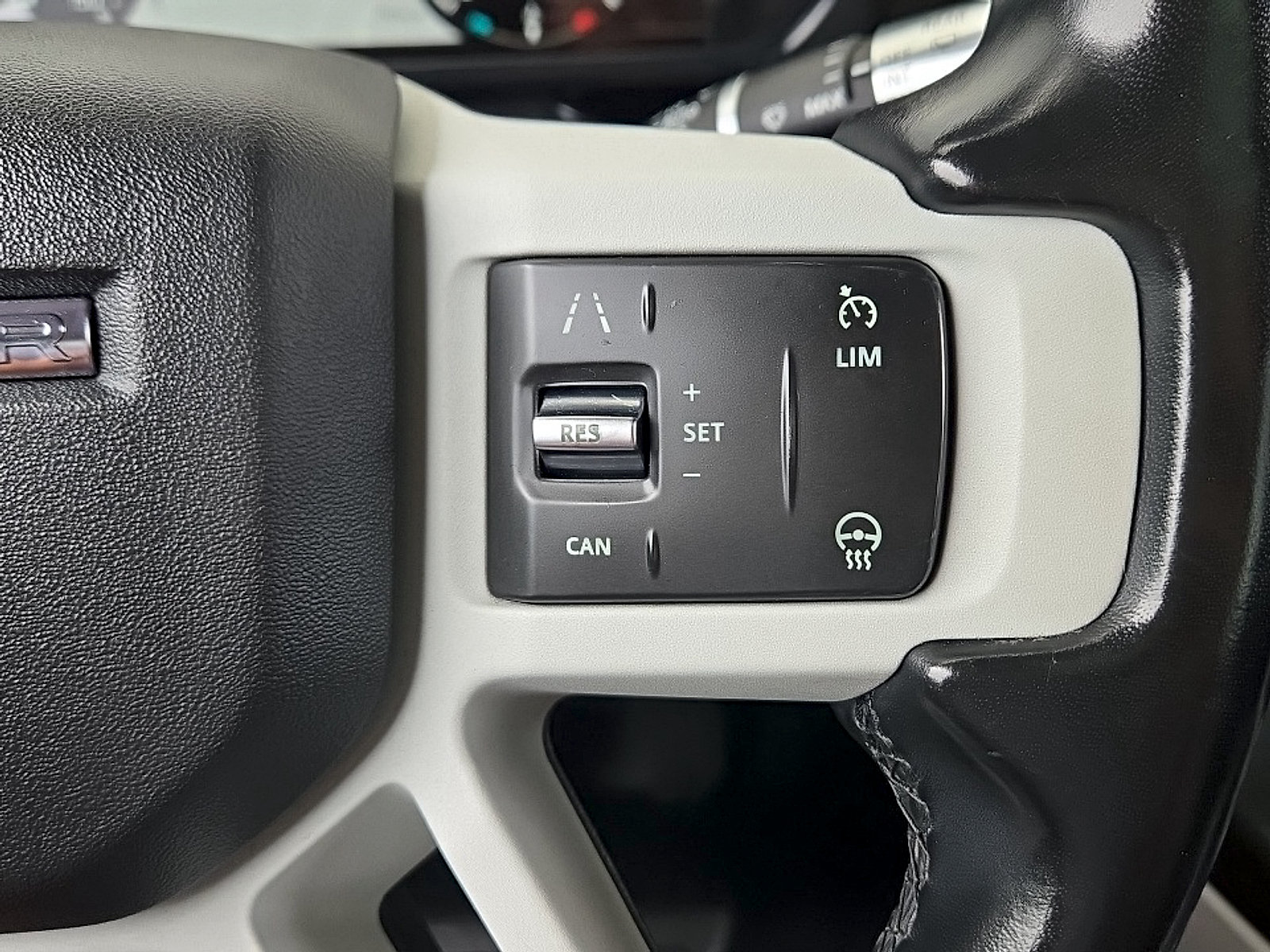 Used 2020 Land Rover Defender 110 S AWD/4WD image 14
