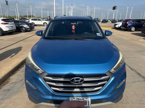 Used 2018 Hyundai Tucson Sport FWD image 15