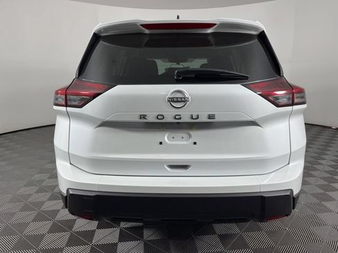 New 2026 Nissan Rogue SV FWD image 10