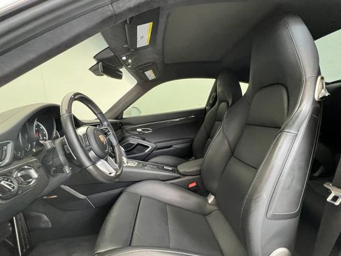 Certified 2019 Porsche 911 Turbo AWD/4WD image 5