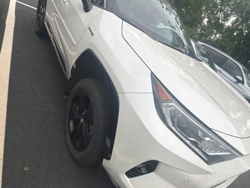 Used 2020 Toyota RAV4 XSE AWD/4WD image 8