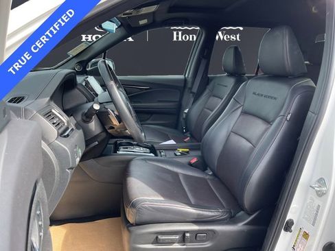 Certified 2023 Honda Ridgeline Black Edition image 9