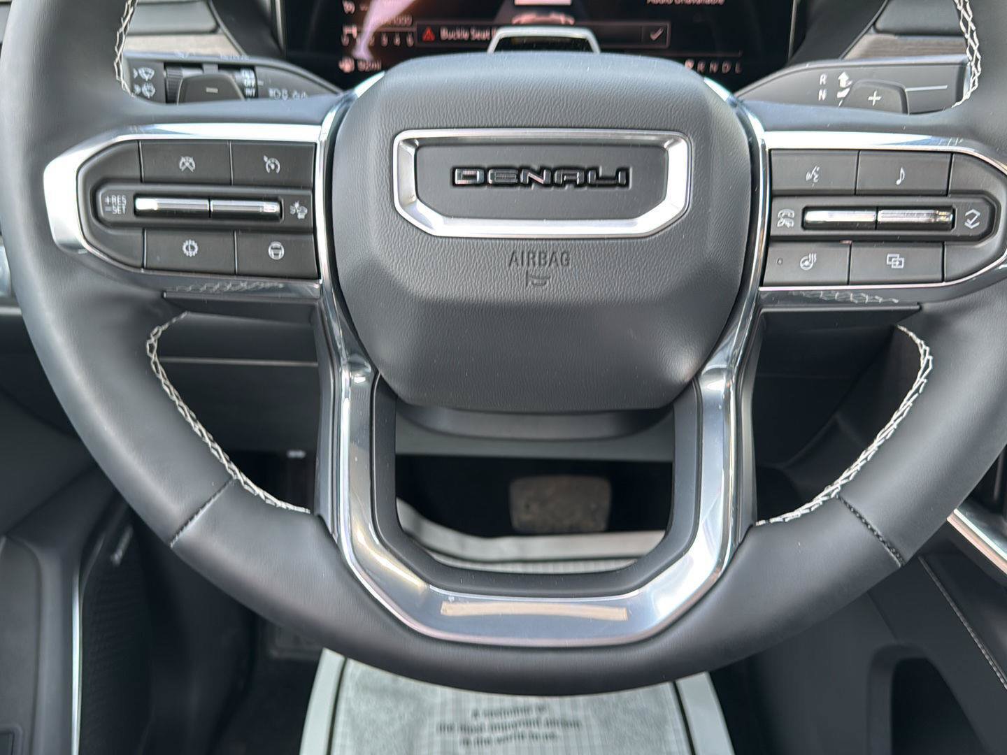 New 2026 GMC Acadia Denali w/ Super Cruise Package FWD image 12