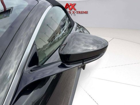 Used 2022 Aston Martin V8 Vantage Roadster RWD image 13