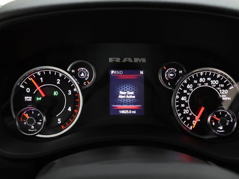 Used 2024 RAM 3500 Big Horn w/ Night Edition AWD/4WD image 10
