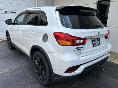 Used 2018 Mitsubishi Outlander Sport LE FWD image 3