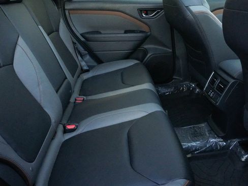 Used 2025 Subaru Forester Sport image 32