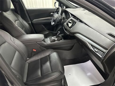 Certified 2023 Cadillac XT4 Premium Luxury w/ Cold Weather Package image 18