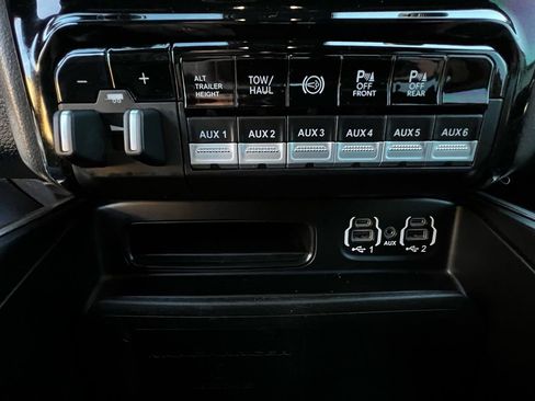 Used 2021 RAM 3500 Laramie image 26