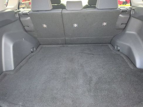 Used 2023 Toyota RAV4 LE AWD/4WD image 32