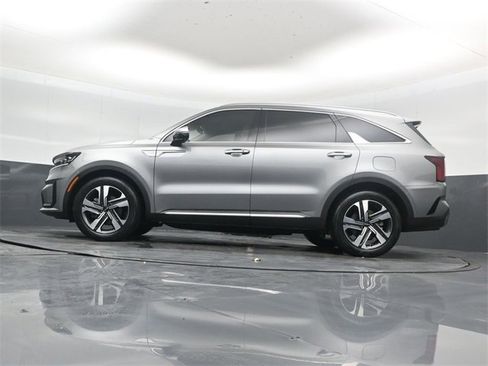 Used 2023 Kia Sorento SX Prestige image 44