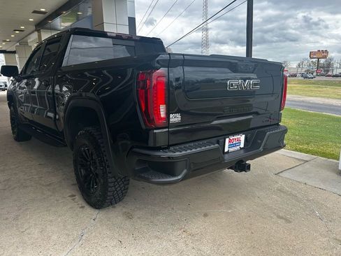 Used 2023 GMC Sierra 1500 AT4X image 7