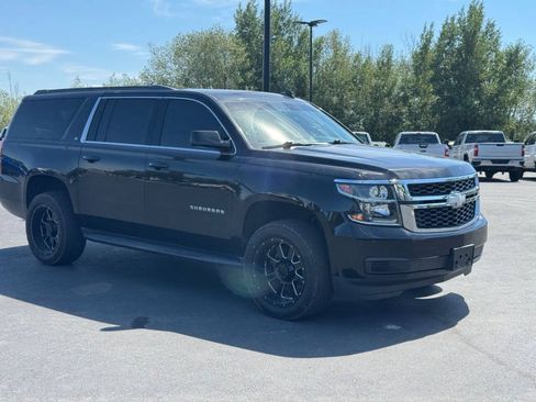 Used 2019 Chevrolet Suburban LT AWD/4WD image 9