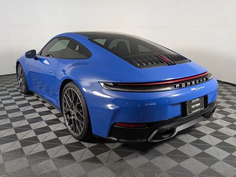 Certified 2025 Porsche 911 Carrera RWD image 3