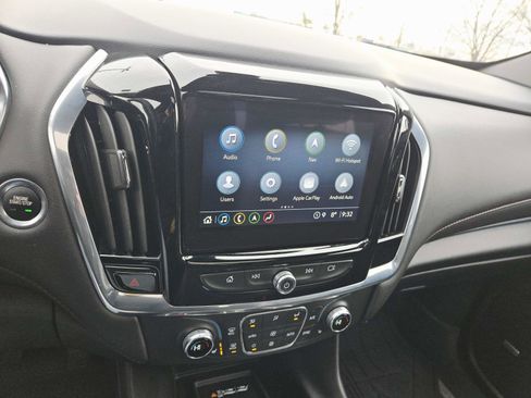 Used 2022 Chevrolet Traverse RS w/ LPO, Floor Liner Package image 29