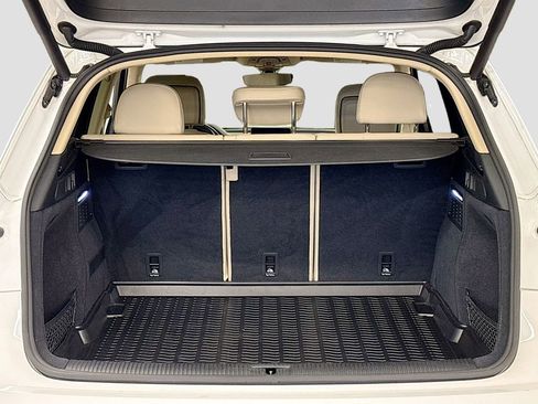 Used 2019 Audi Q5 2.0T Premium w/ Convenience Package image 22