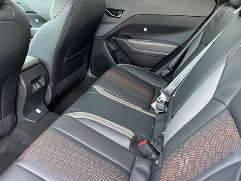 New 2025 Subaru Crosstrek 2.5i Limited w/ Popular Package #3A image 13