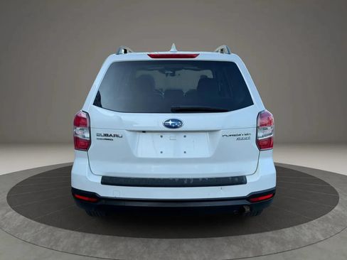Used 2016 Subaru Forester 2.5i Premium w/ All-Weather Package AWD/4WD image 5