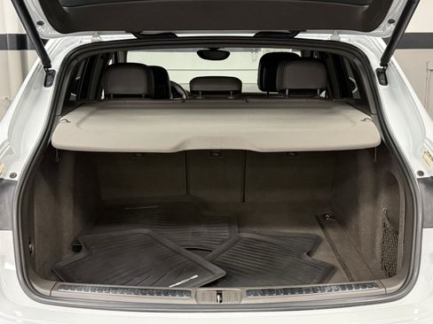 Used 2017 Porsche Macan S image 14