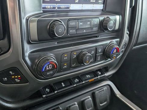 Used 2017 Chevrolet Silverado 1500 LTZ image 23