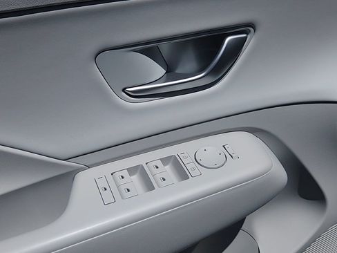 Certified 2026 Hyundai Kona SEL Premium AWD/4WD image 7