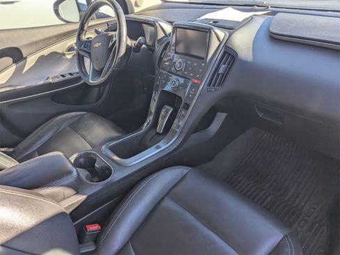 Used 2015 Chevrolet Volt Premium w/ Premium Trim Package image 6