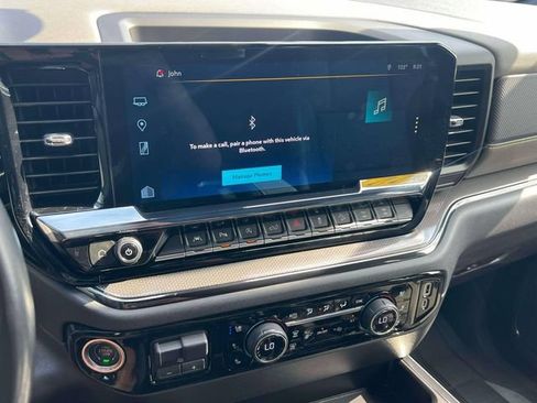 Used 2022 Chevrolet Silverado 1500 ZR2 w/ Technology Package AWD/4WD image 14